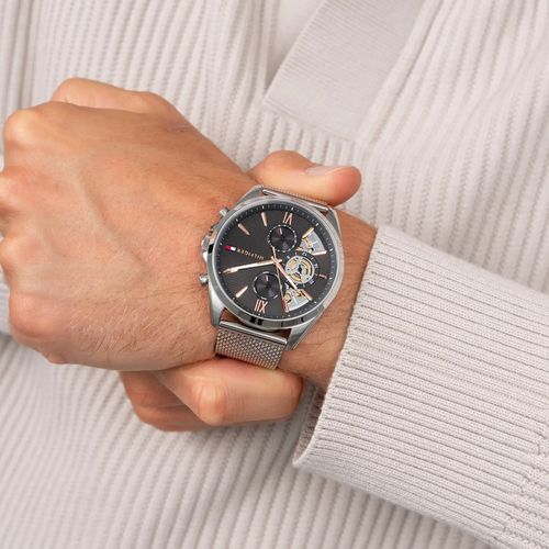 Reloj Tommy Hilfiger análogo cronógrafo Baker metálico plateado para caballero