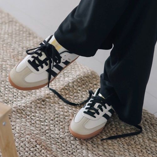 Zapato Adidas Originals Samba casual beige para mujer