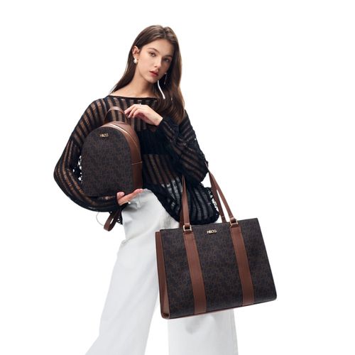 Dúo de cartera tote y mochila H&Co café para mujer
