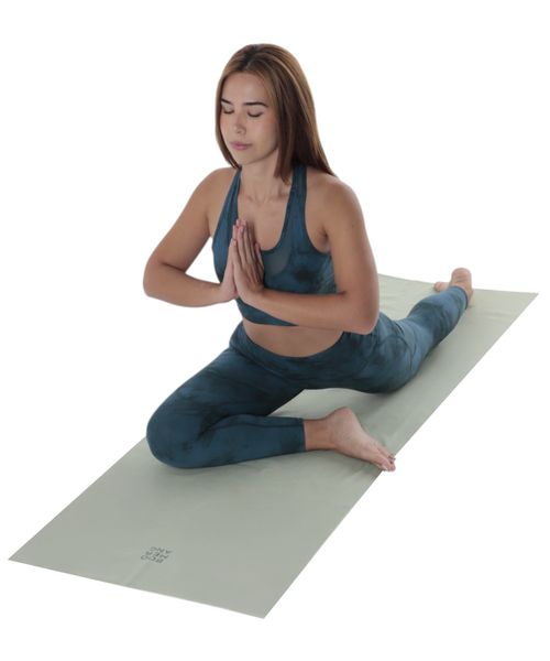Toalla de yoga Boomerang sage sólida