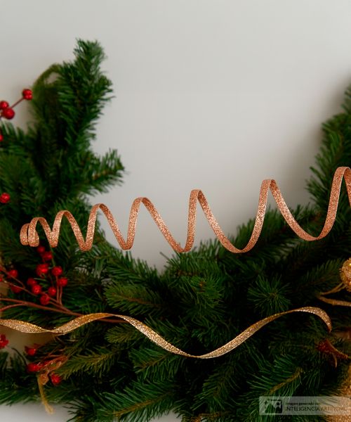 Guirnalda ondulada color dorado 119 cm